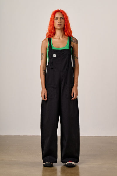 ARLODUNGAREE_BLACK1_grande.jpg