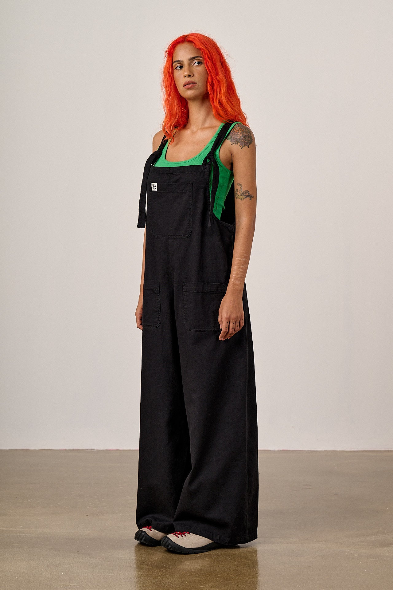 Arlo - Cotton Wide Leg Dungarees in Black