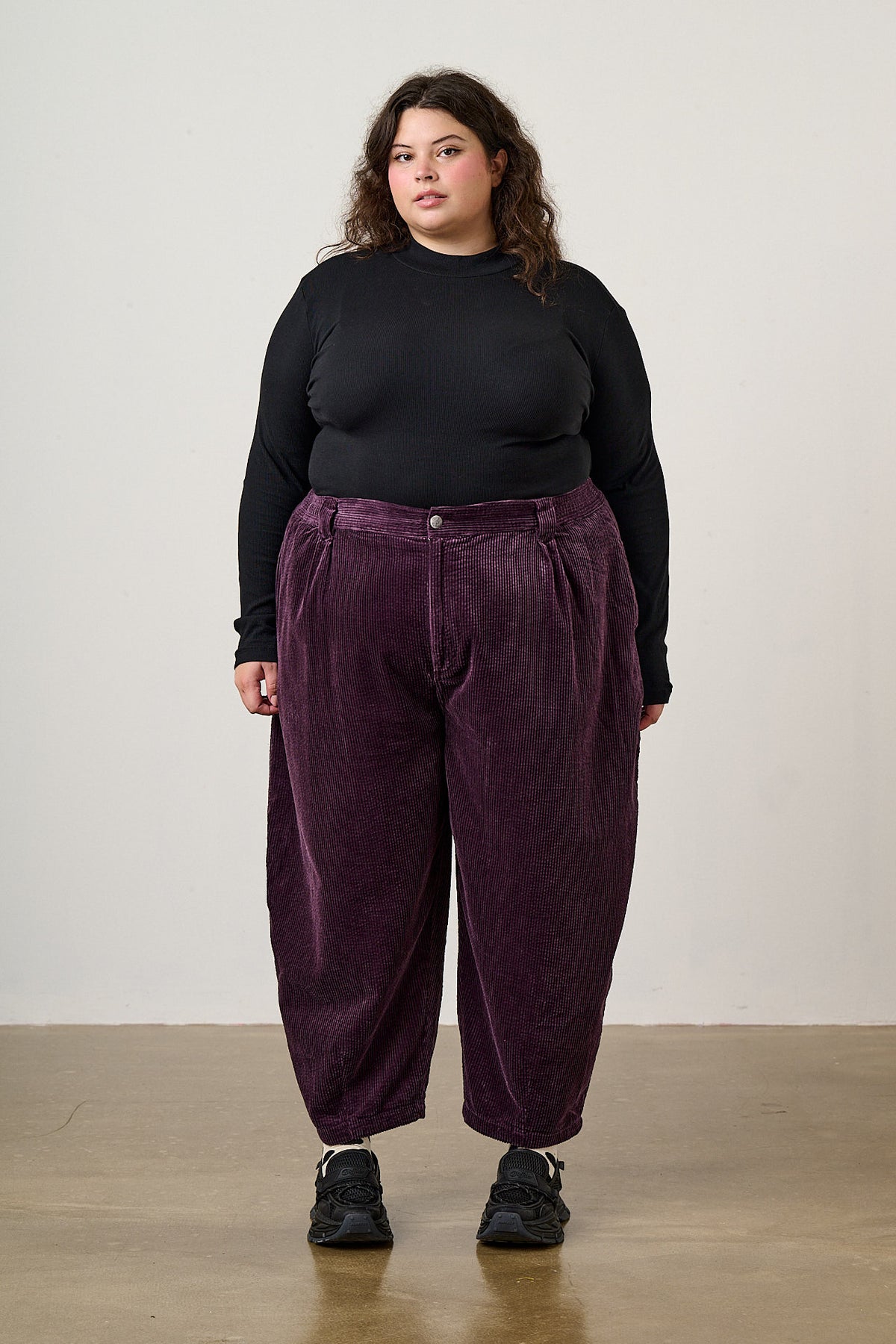 Ashby - Organic Corduroy Barrel Trouser in Plum Perfect