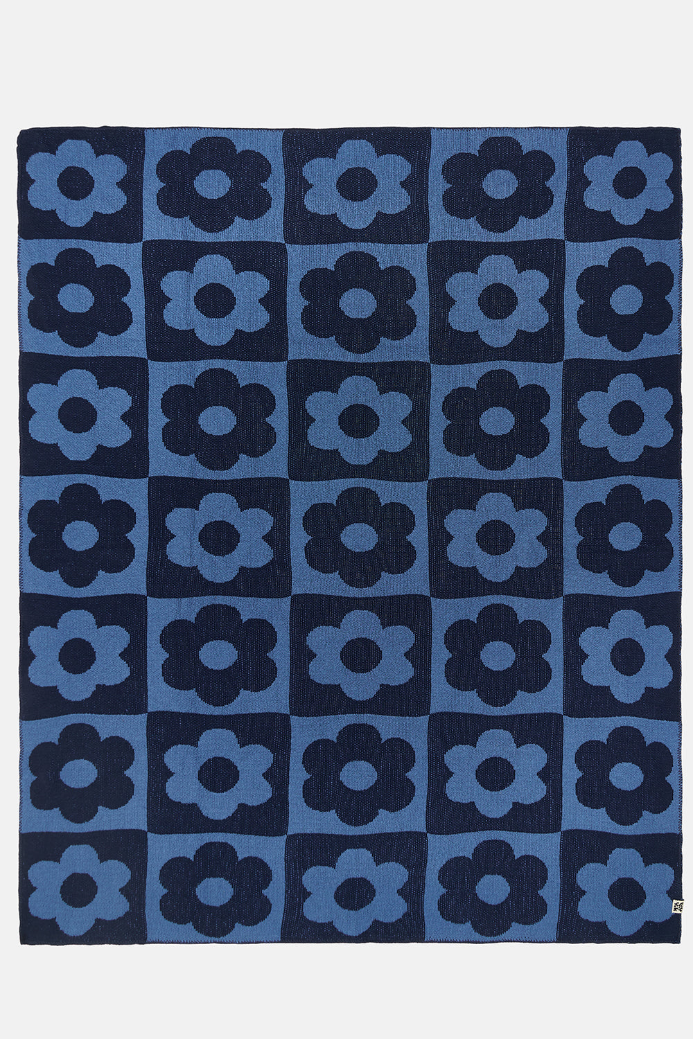 Aera - Knitted Blanket in Blue Delano