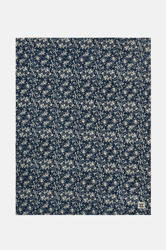 Braor - Polar Fleece Blanket in Inked Floral