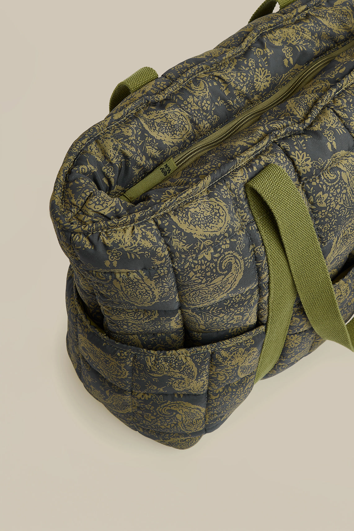 Dax - Quilted Tote in Grunge Green Paisley Print