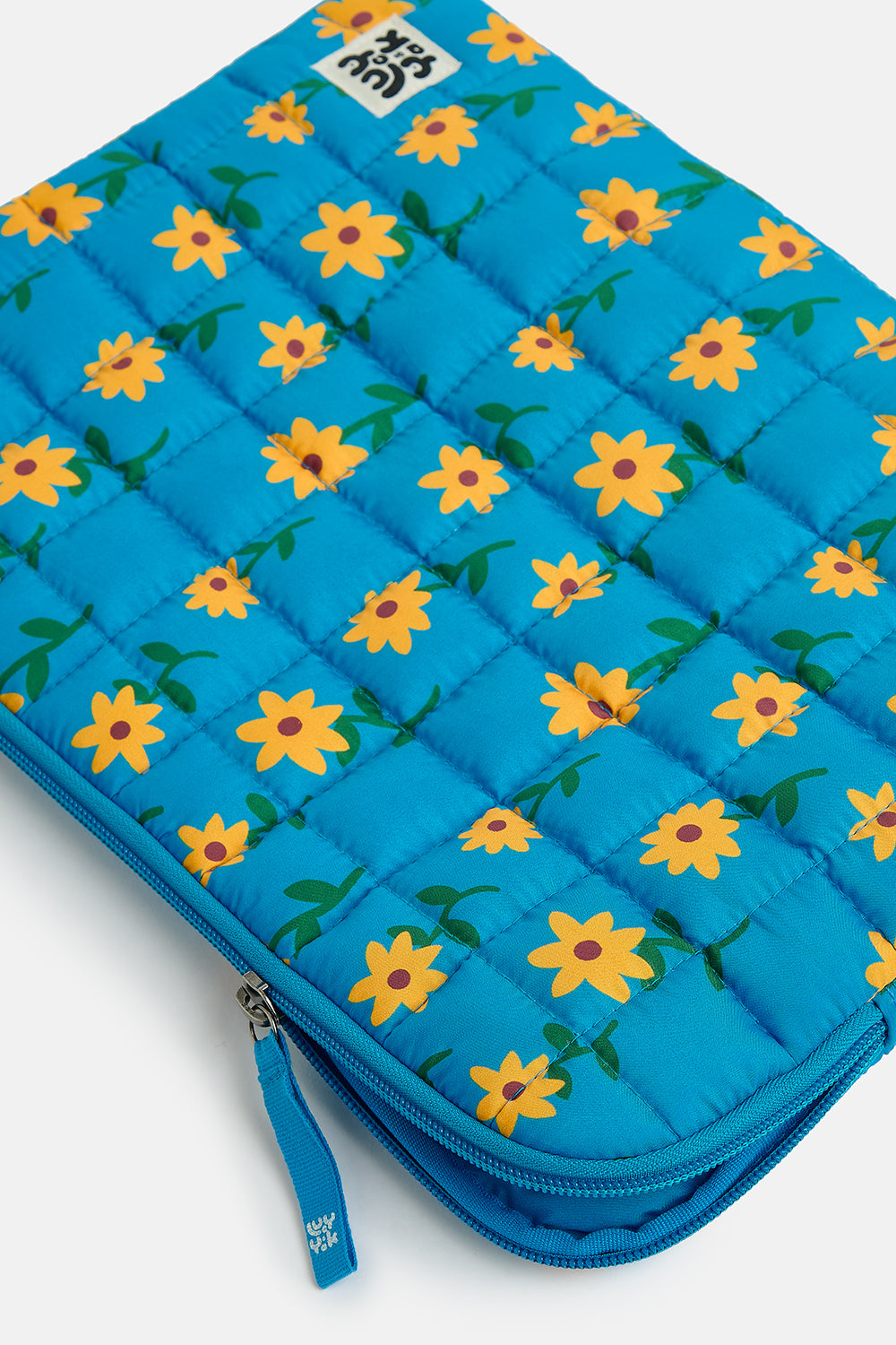 Emelien - 13" Laptop Case in Blue Sunflower Print