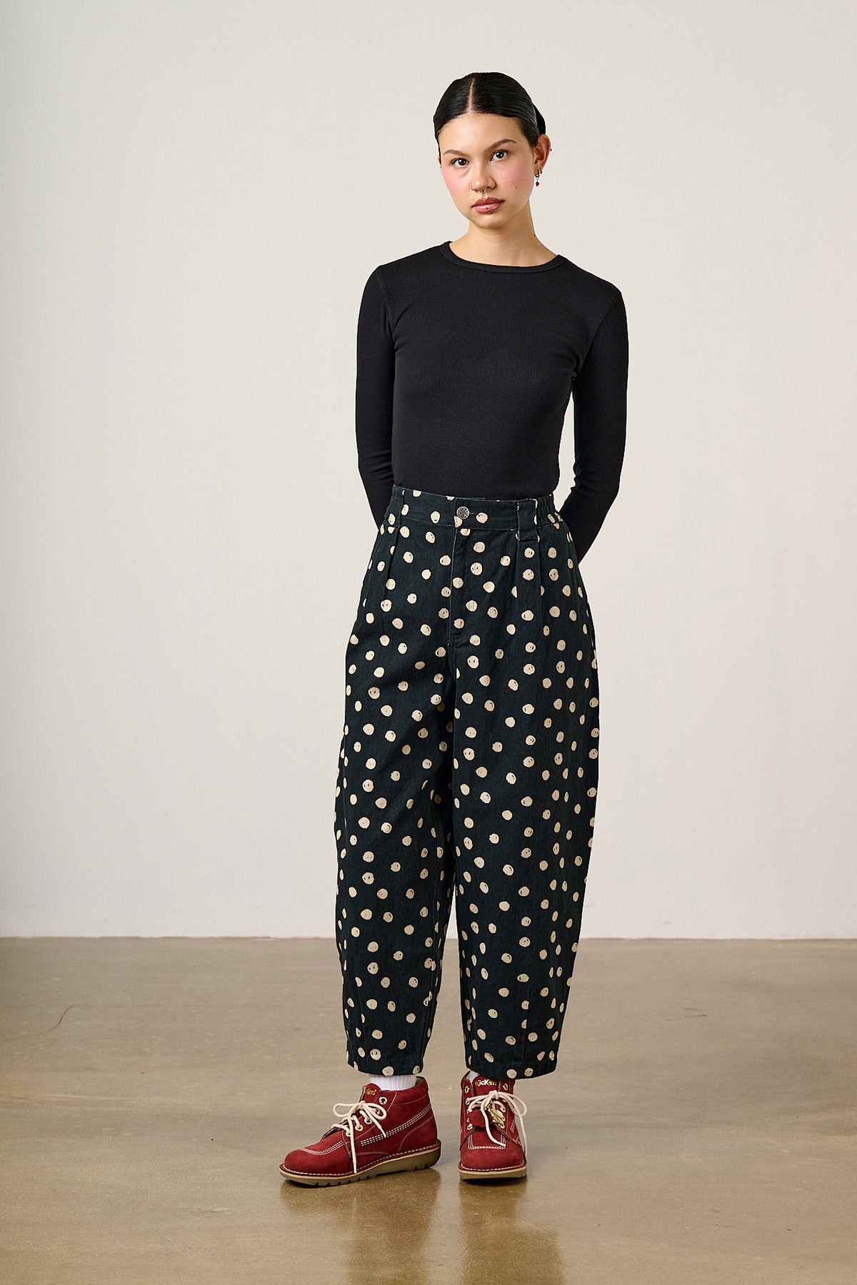 Ashby - Organic Cotton Barrel in Polka Dot Black and Ecru
