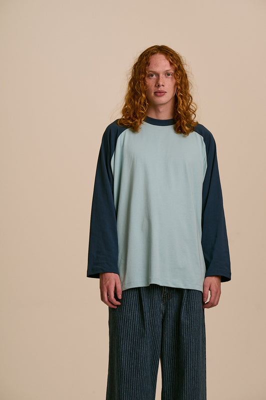 Bennett - Oversized Organic Cotton Raglan Tee in Blue (IMPERFECT)