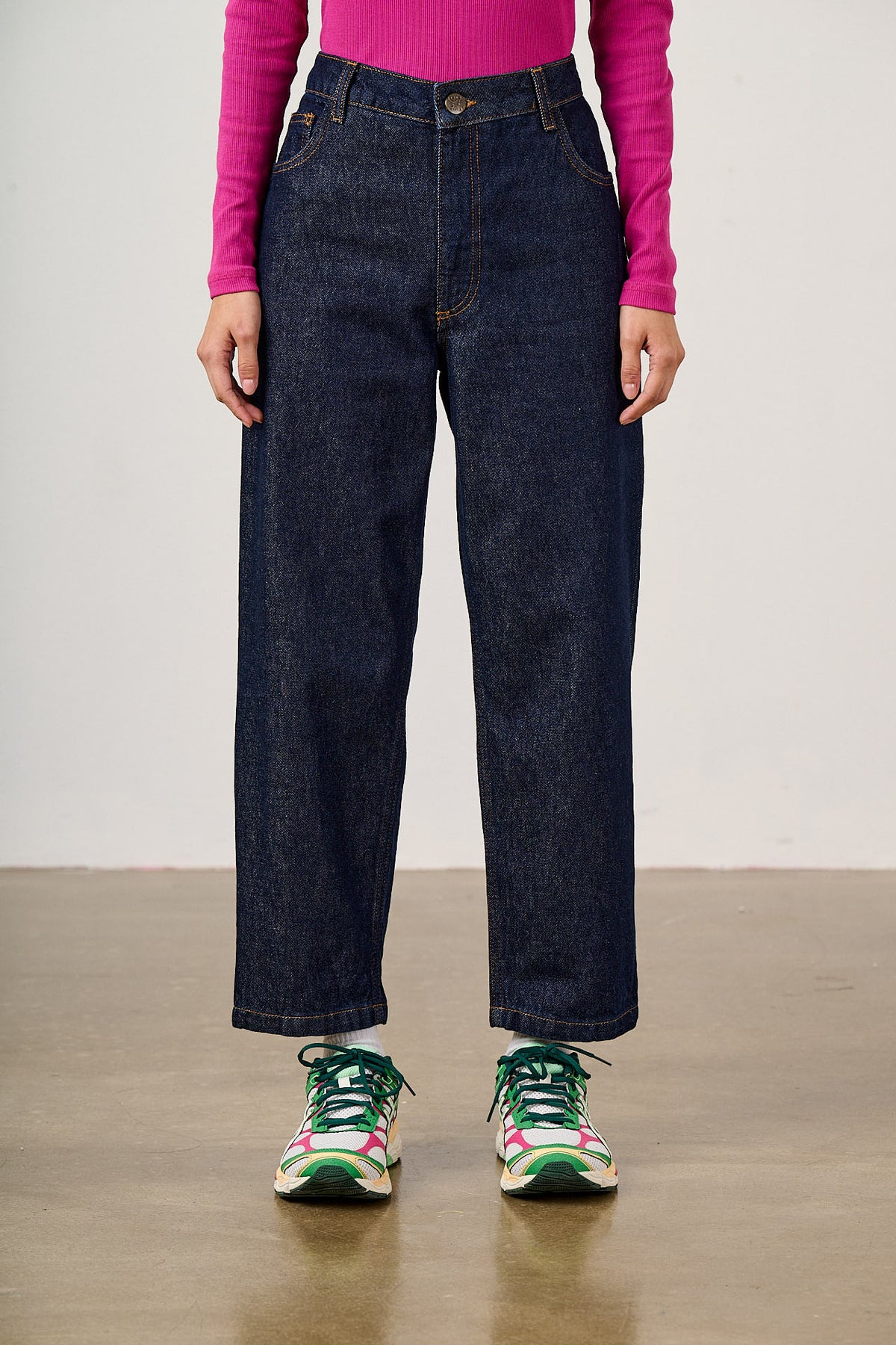 Drew - Cropped Straight Leg Jeans Organic Cotton Denim in Vintage Indigo