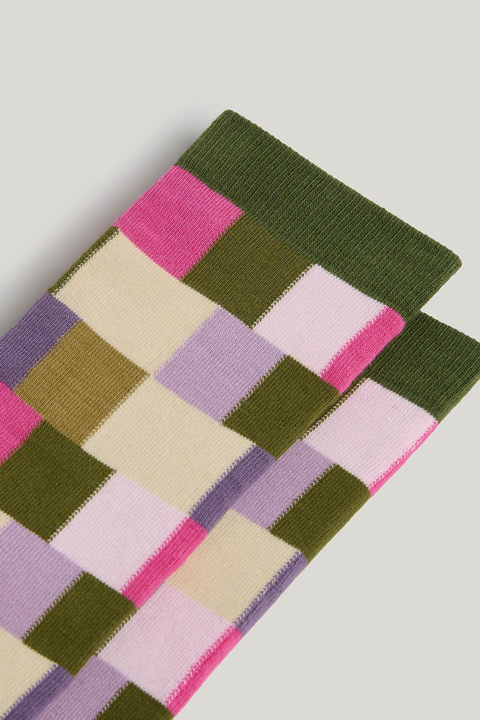 JoJo - Cotton Socks in Green and Pink Checkerboard