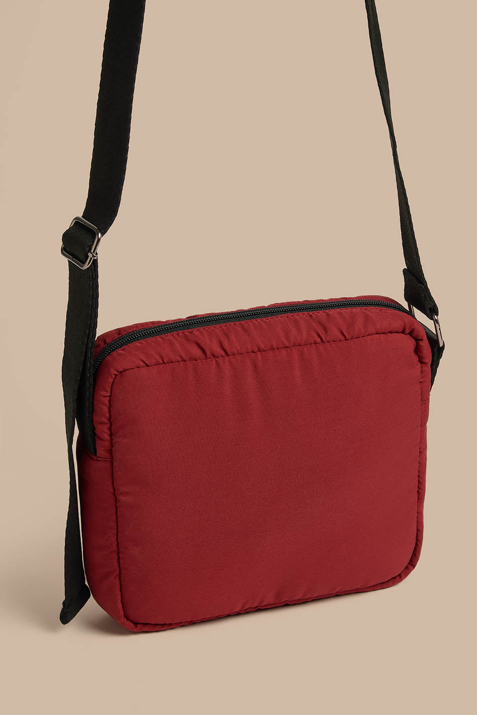 Maddox - Recycled Polyester Crossbody Bag in Maroon