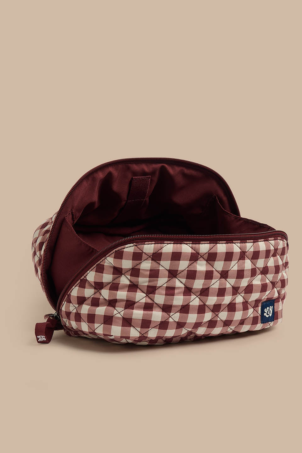 Makari - Open Washbag in Red and Ecru Gingham