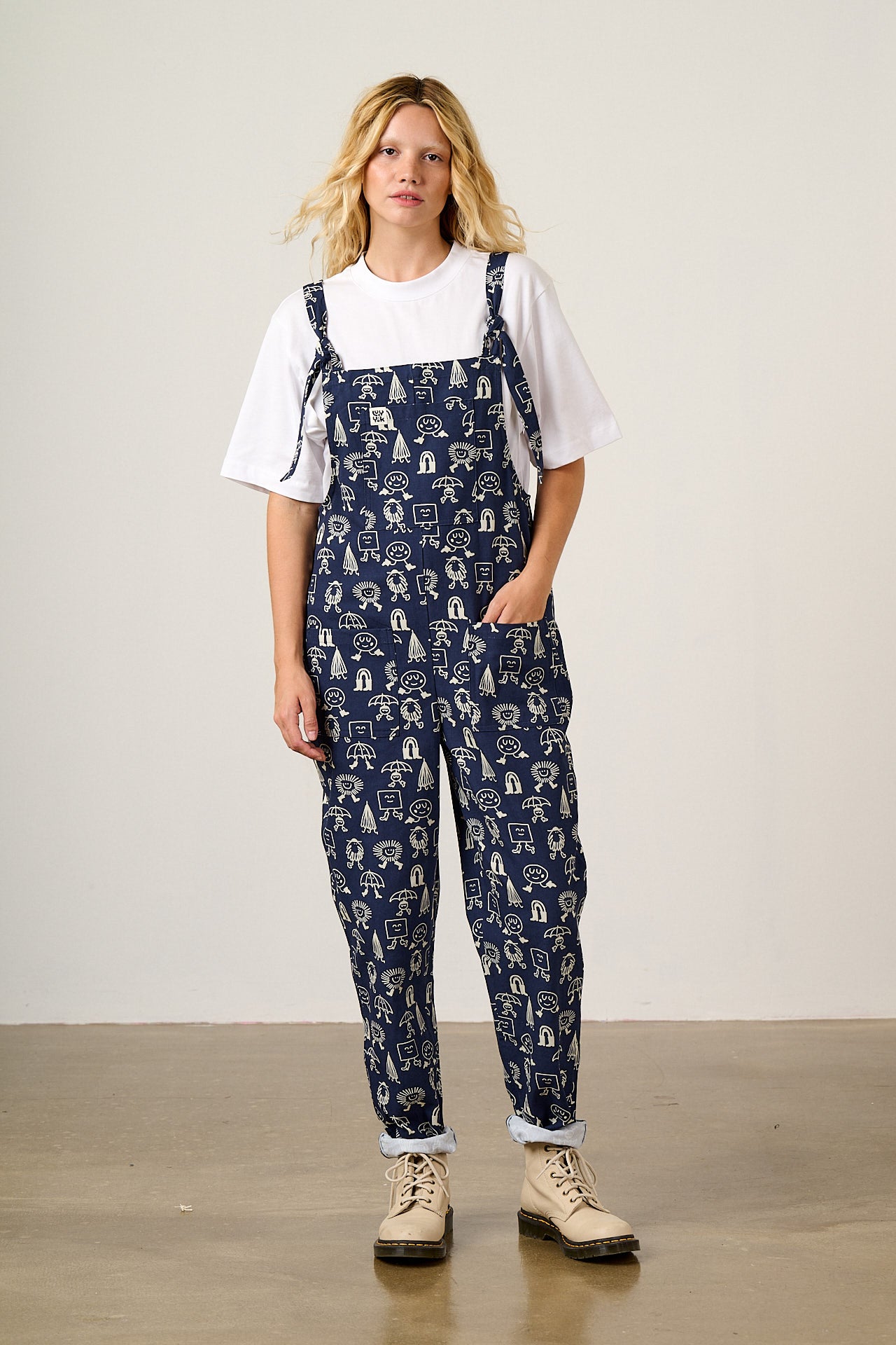 L.E. Original - Organic Cotton Dungarees in Walking in the Rain Studio Arhoj & Yak