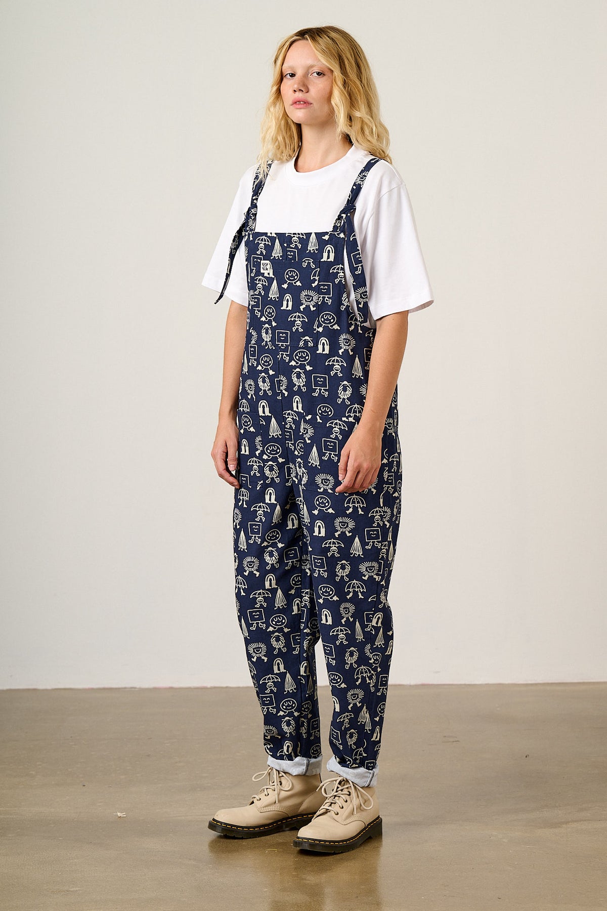 L.E. Original - Organic Cotton Dungarees in Walking in the Rain Studio Arhoj & Yak