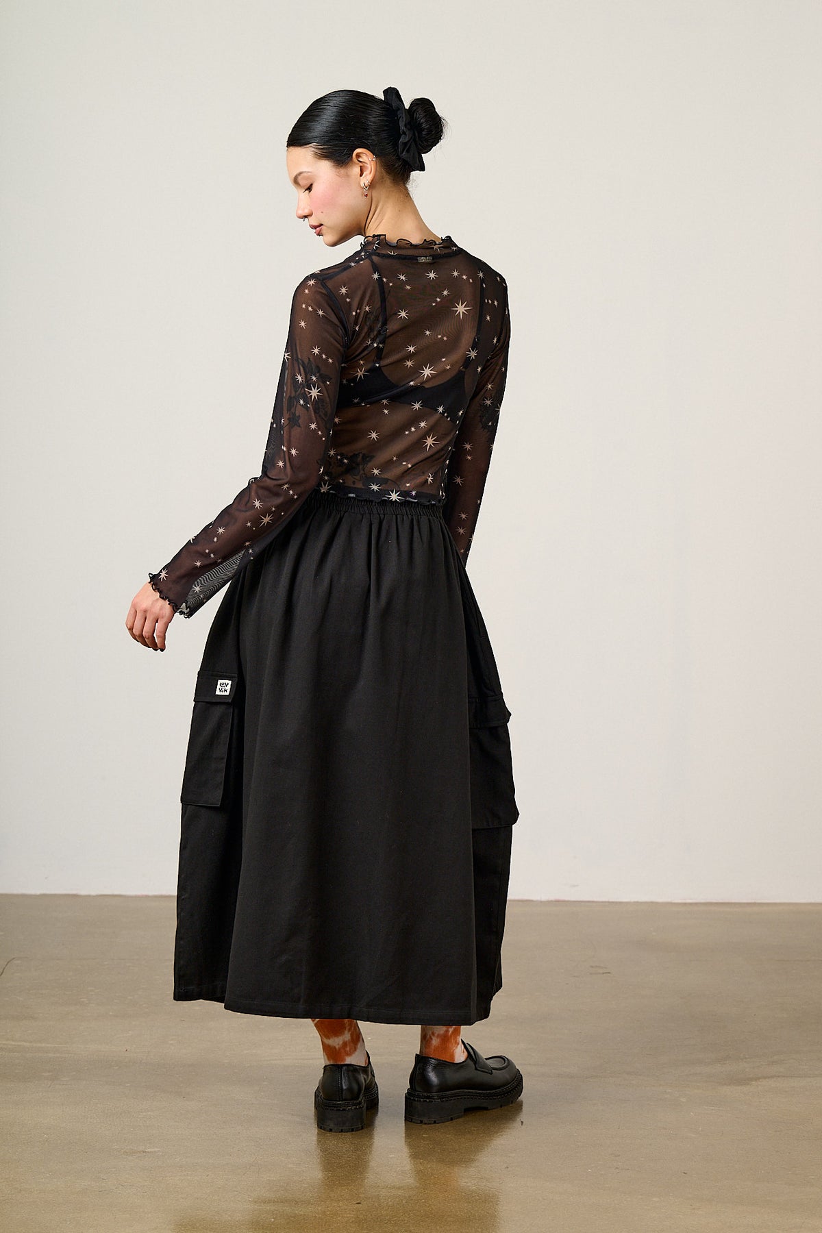 Dakota - Organic Cotton Twill Midi Skirt in Black