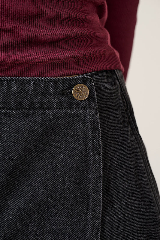 Veeda - Denim Skort in Black Wash Denim