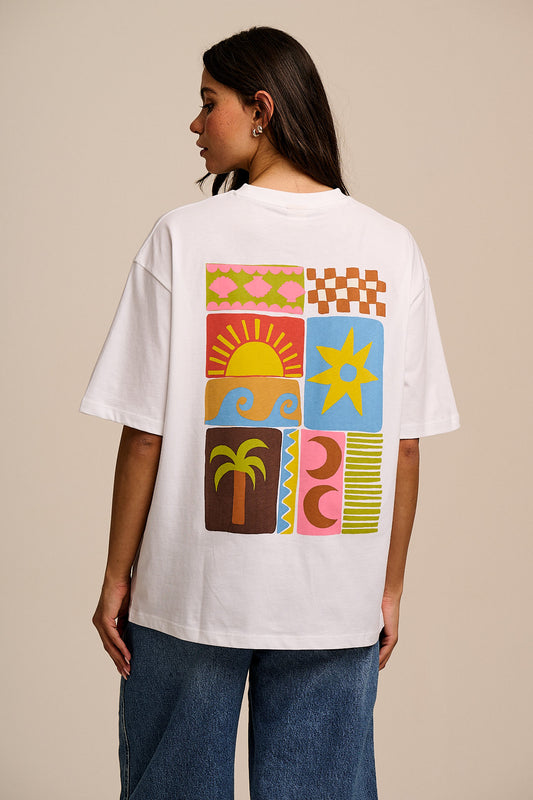 Benny - Oversized Cotton T-Shirt in Beach Coastal Tile Print