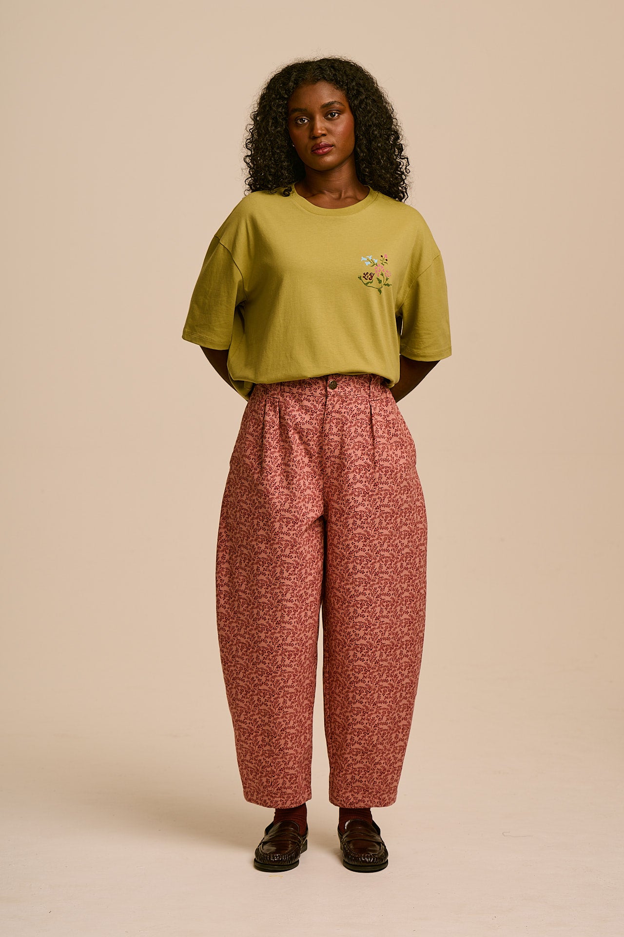 Ashby - Cotton Barrel Trouser in Pink Palace Ditsy Floral