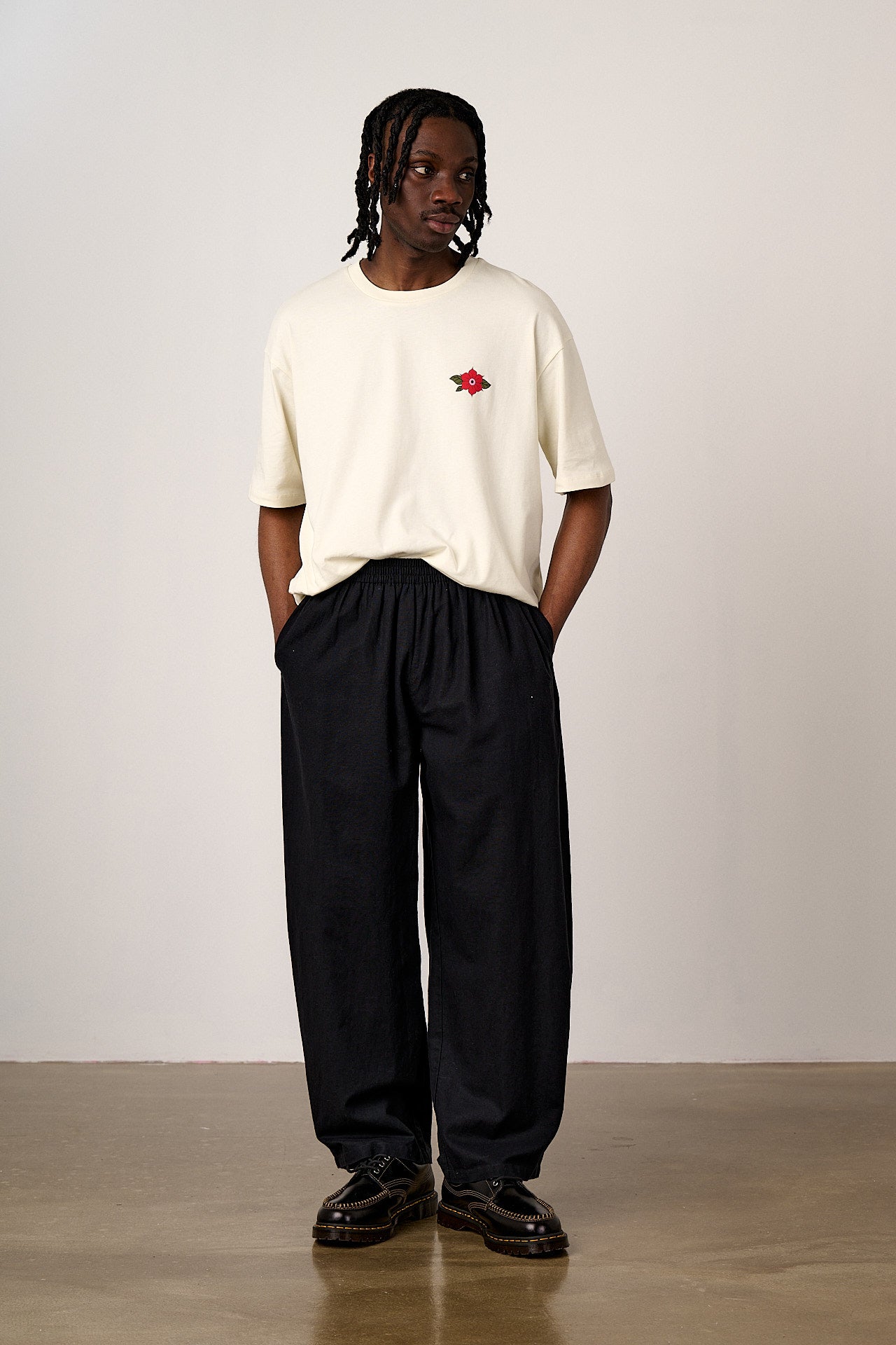 Freddie - Barrel Leg Cotton & Linen Trousers in Black – Lucy & Yak
