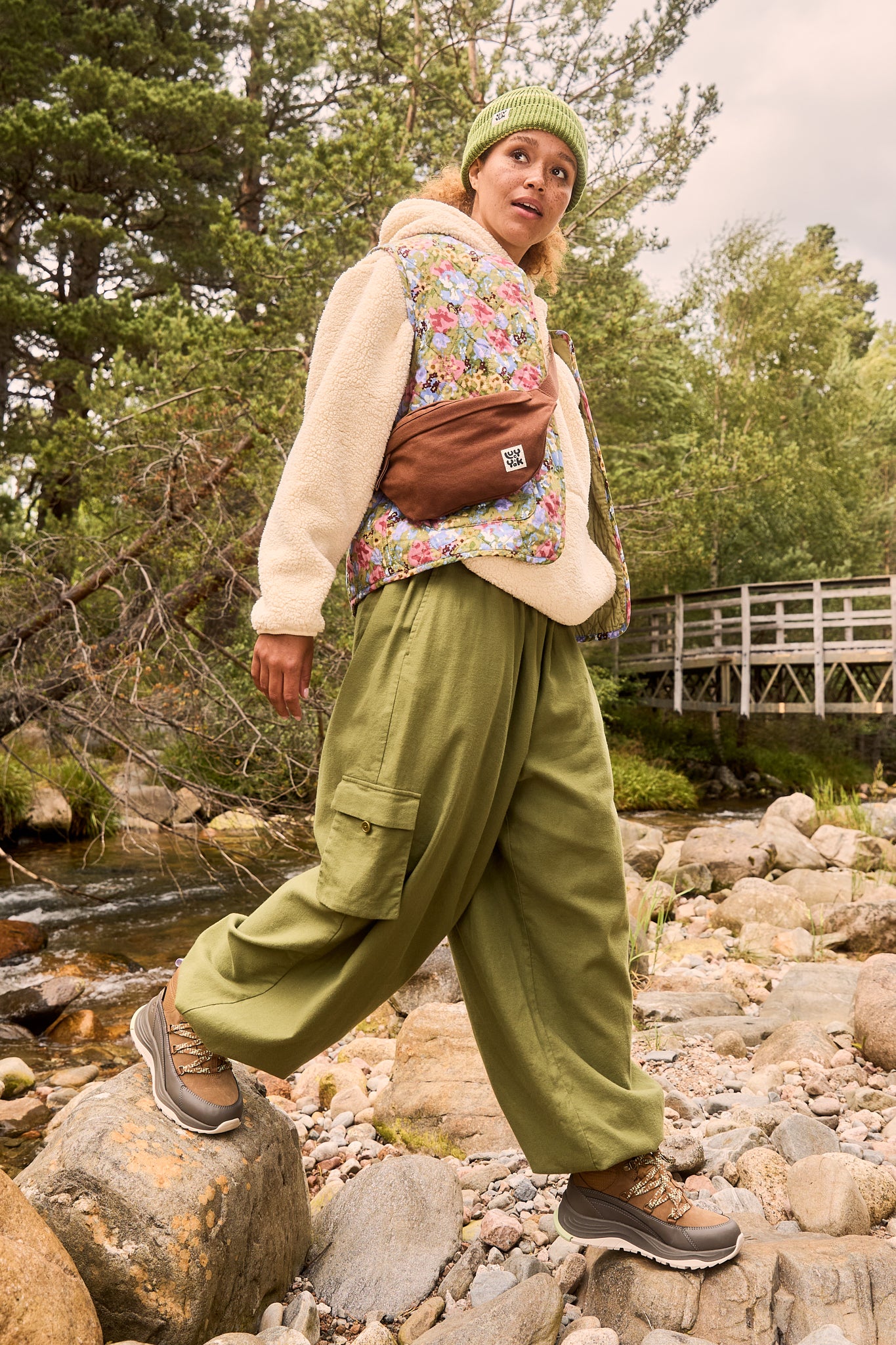 Rumi - Cargo Brushed Cotton Trousers in Khaki