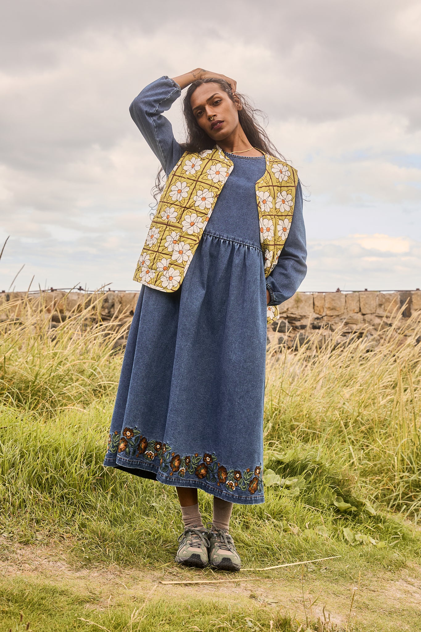 Maeve - Midi Dress in Denim With Myrtle Embroidery