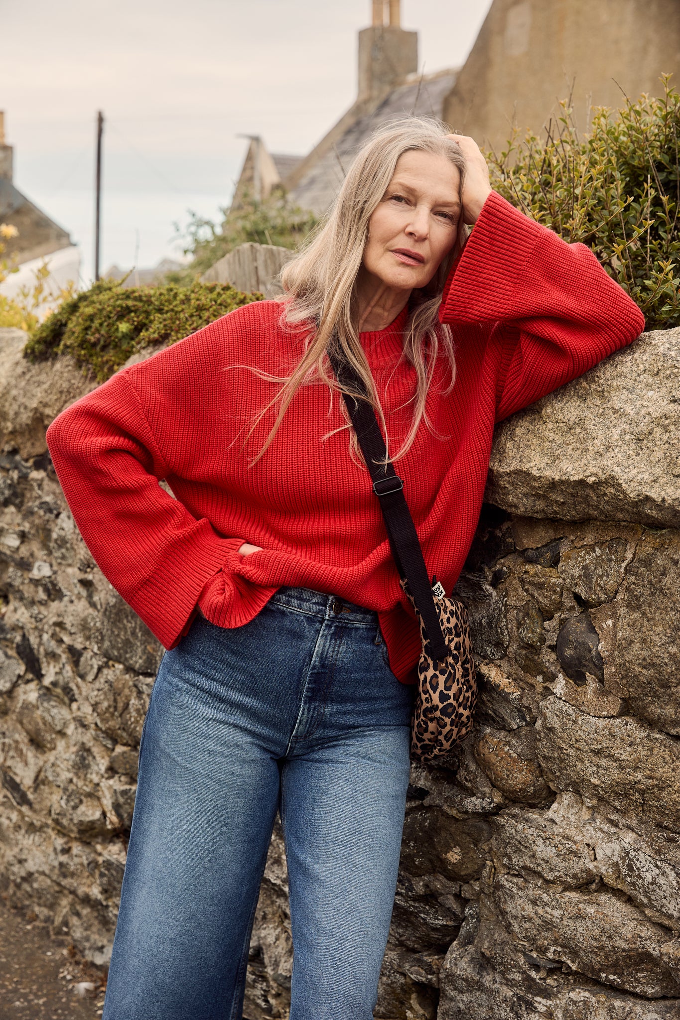 Amari - Oversized Knitted Jumper in Red