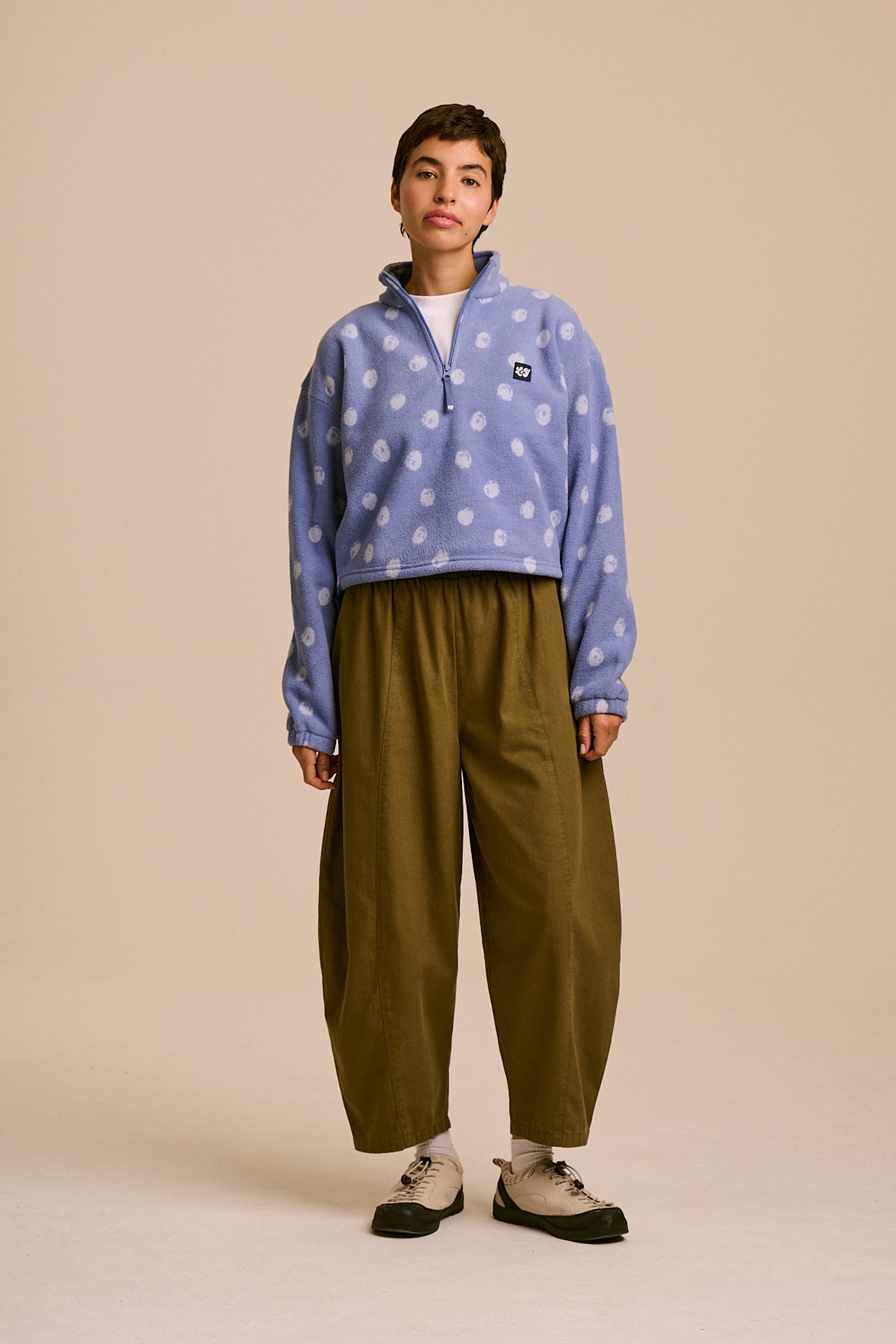 Blake - Cropped Polar Fleece in Dot to Dot Blue
