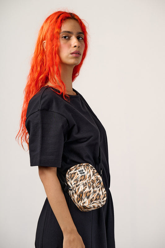 Brady - Cotton Crossbody Bag in Leo Swirl