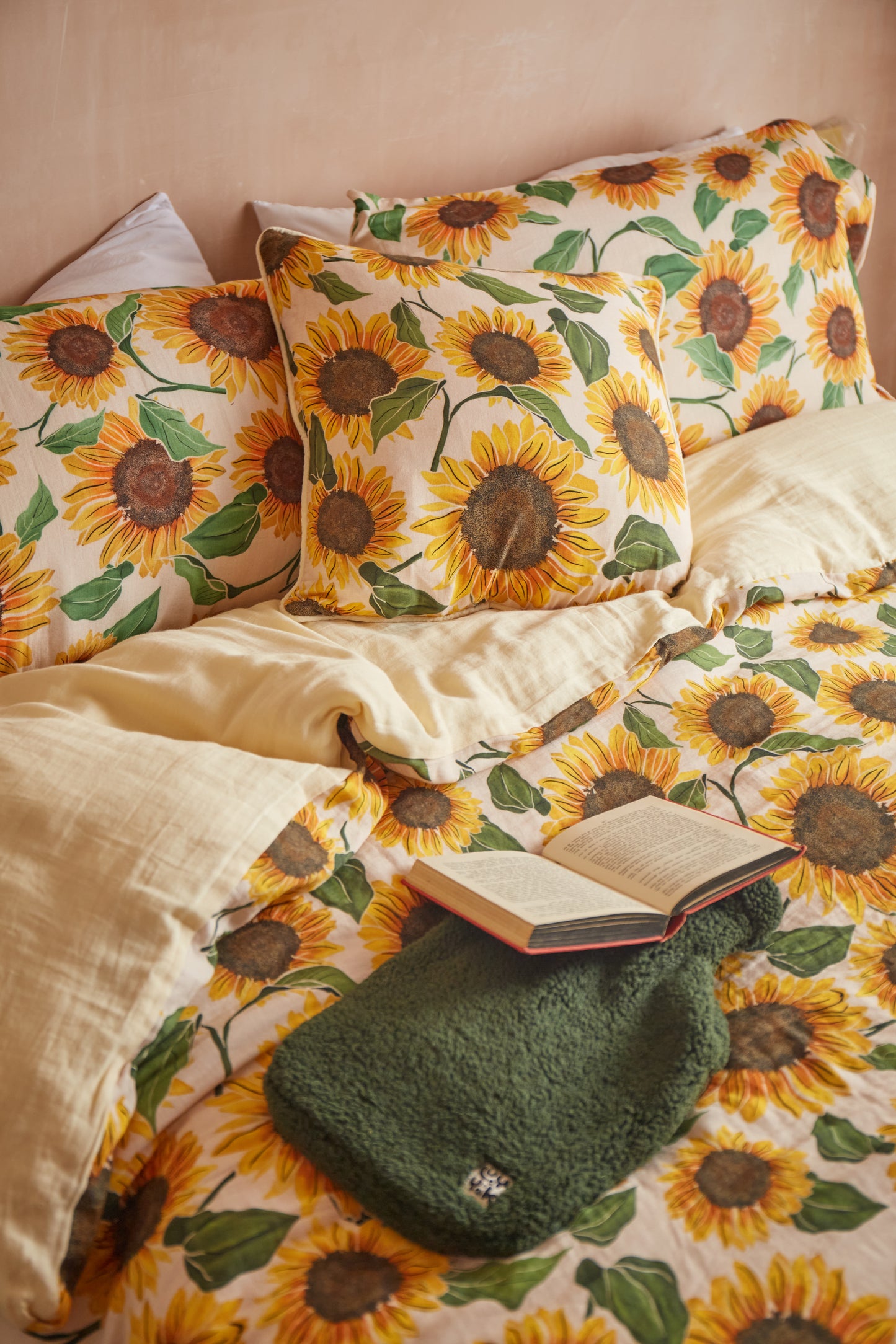 Bed Sheets - Soft Cotton in Cream Sunflower Print