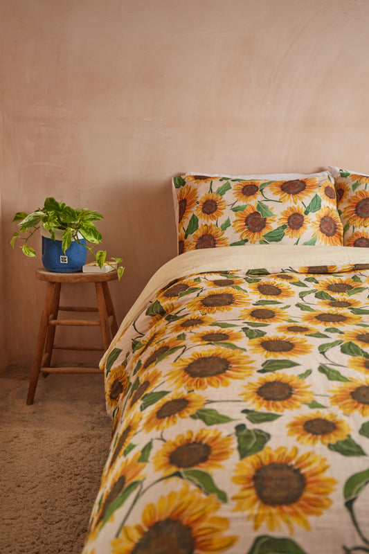 Bed Sheets - Soft Cotton in Cream Sunflower Print