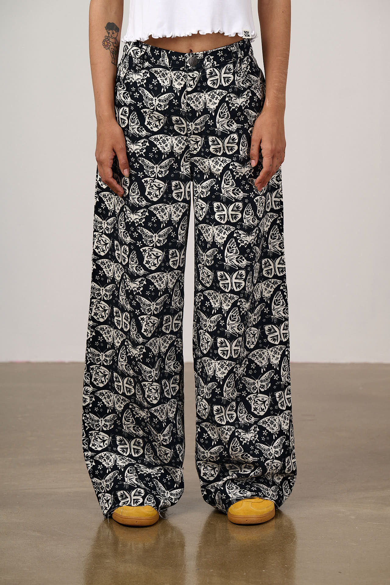 Carter - High Waisted Cotton Trousers in Black & White Butterfly Print