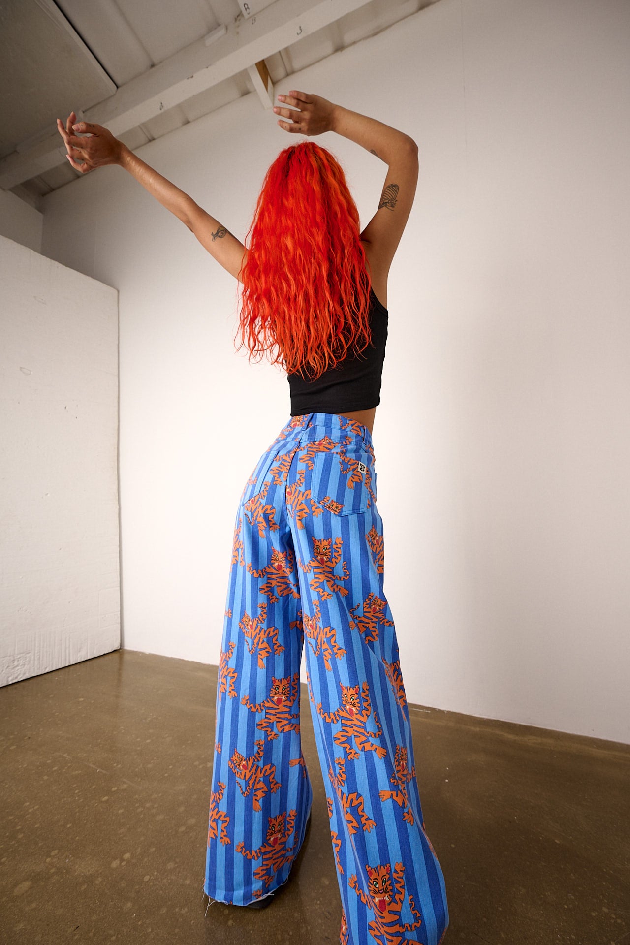 Carter - High Waisted Cotton Trousers in Blue Tiger Stripe