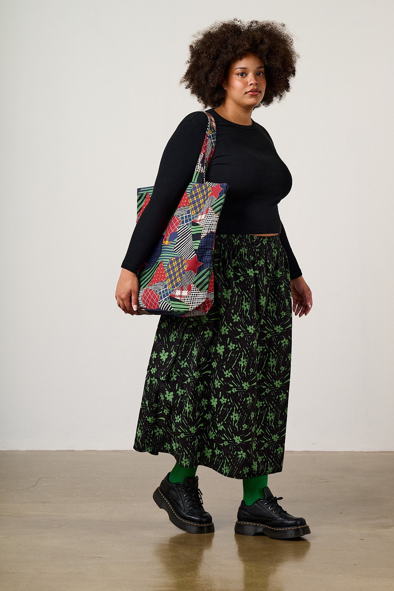 Catalina - Oversized Tote in Star Patchwork Print