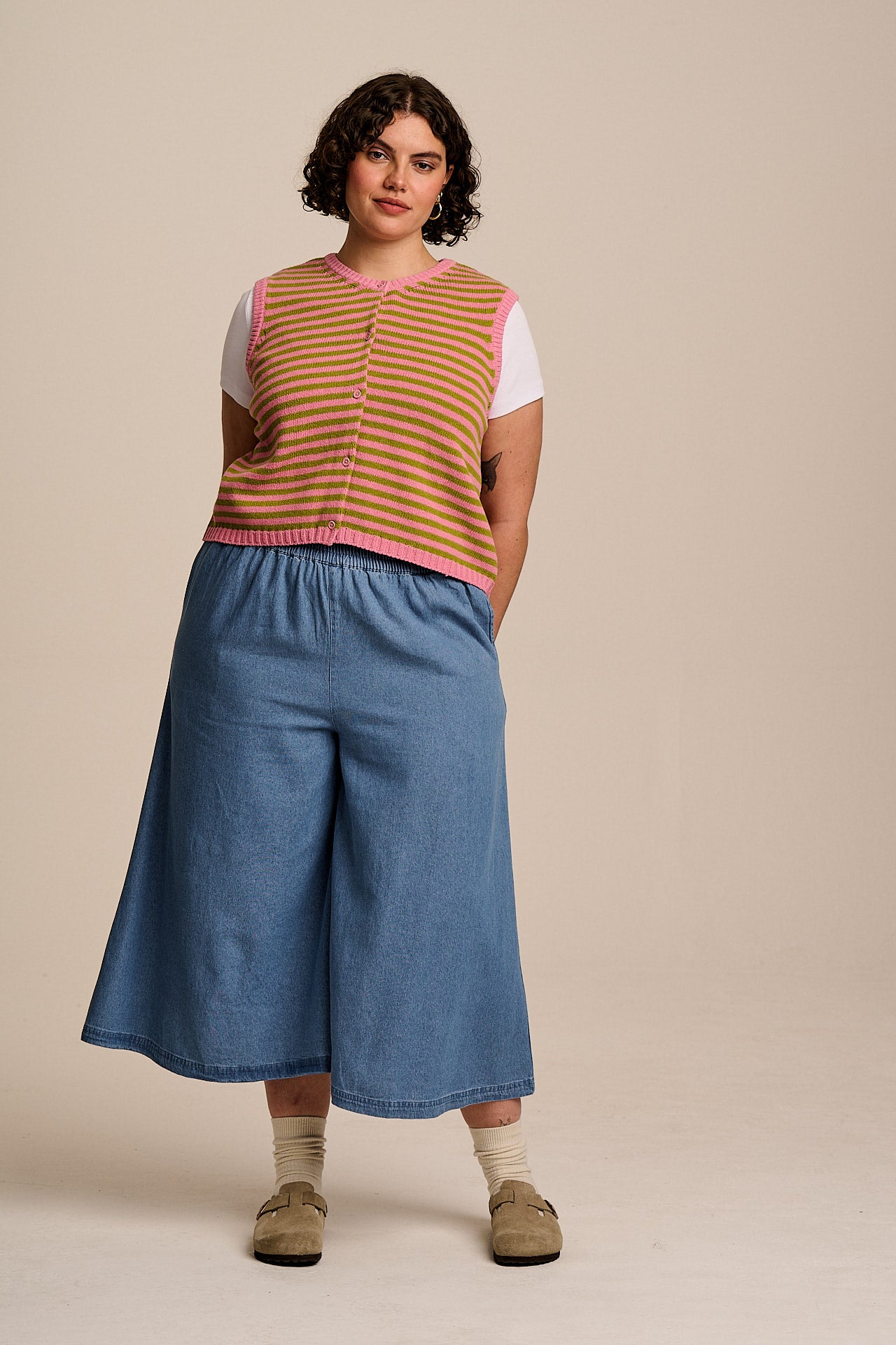 Chase - Lightweight Denim Culotte Trousers in Lightwash