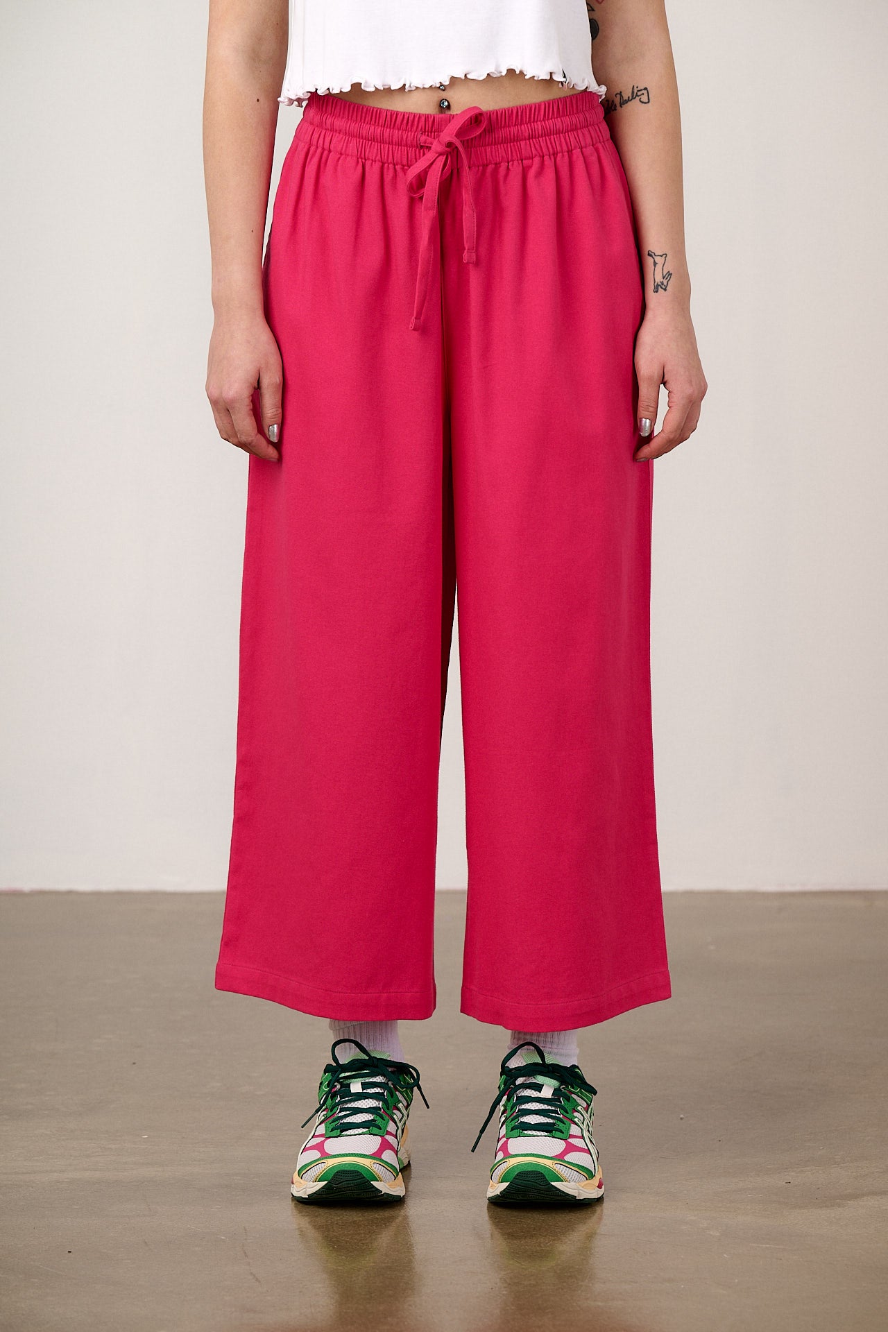 Chuck - Cotton Trousers in Fuchsia Rose