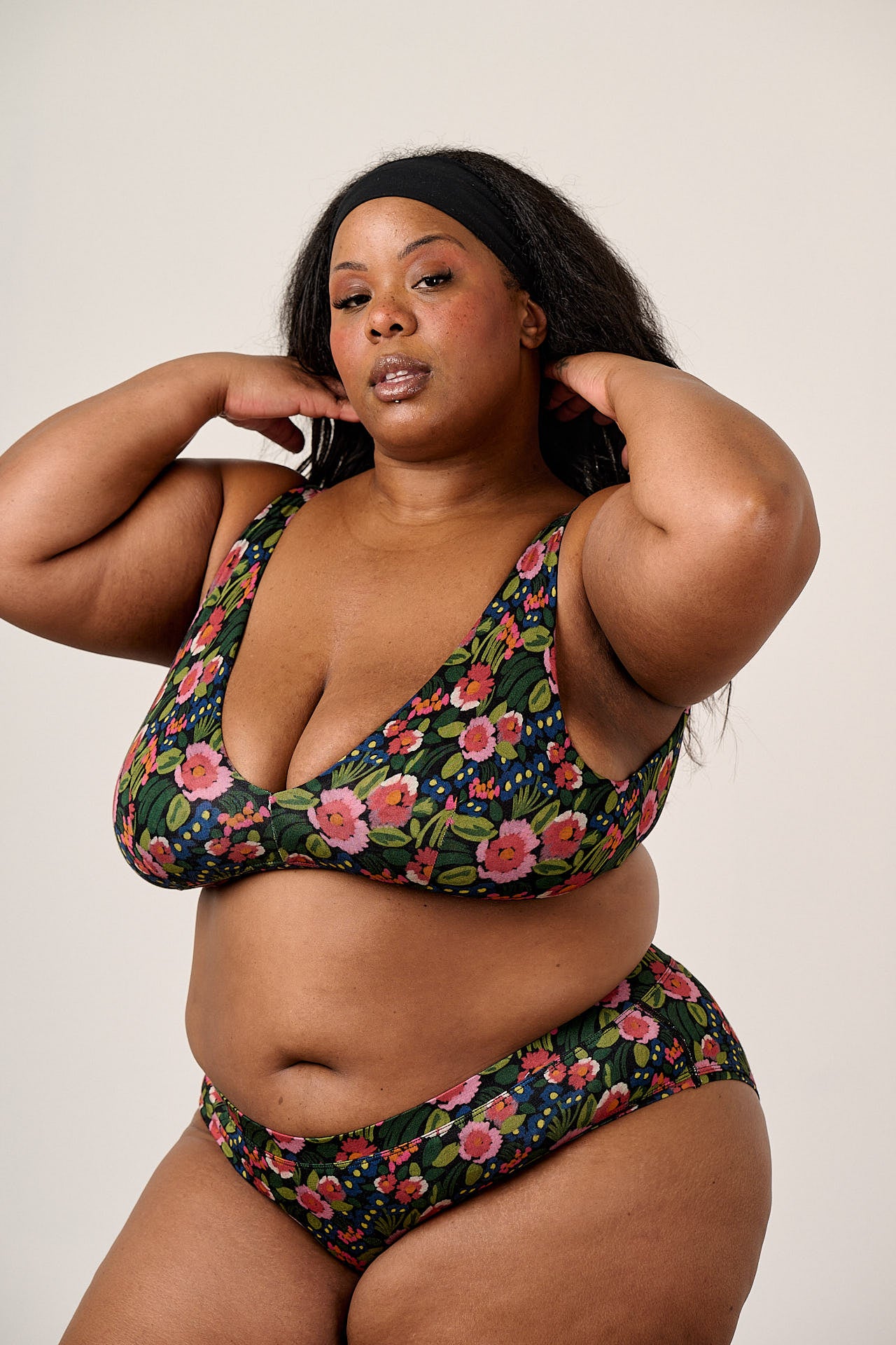 Collette - Viscose Briefs in Black Marie Print