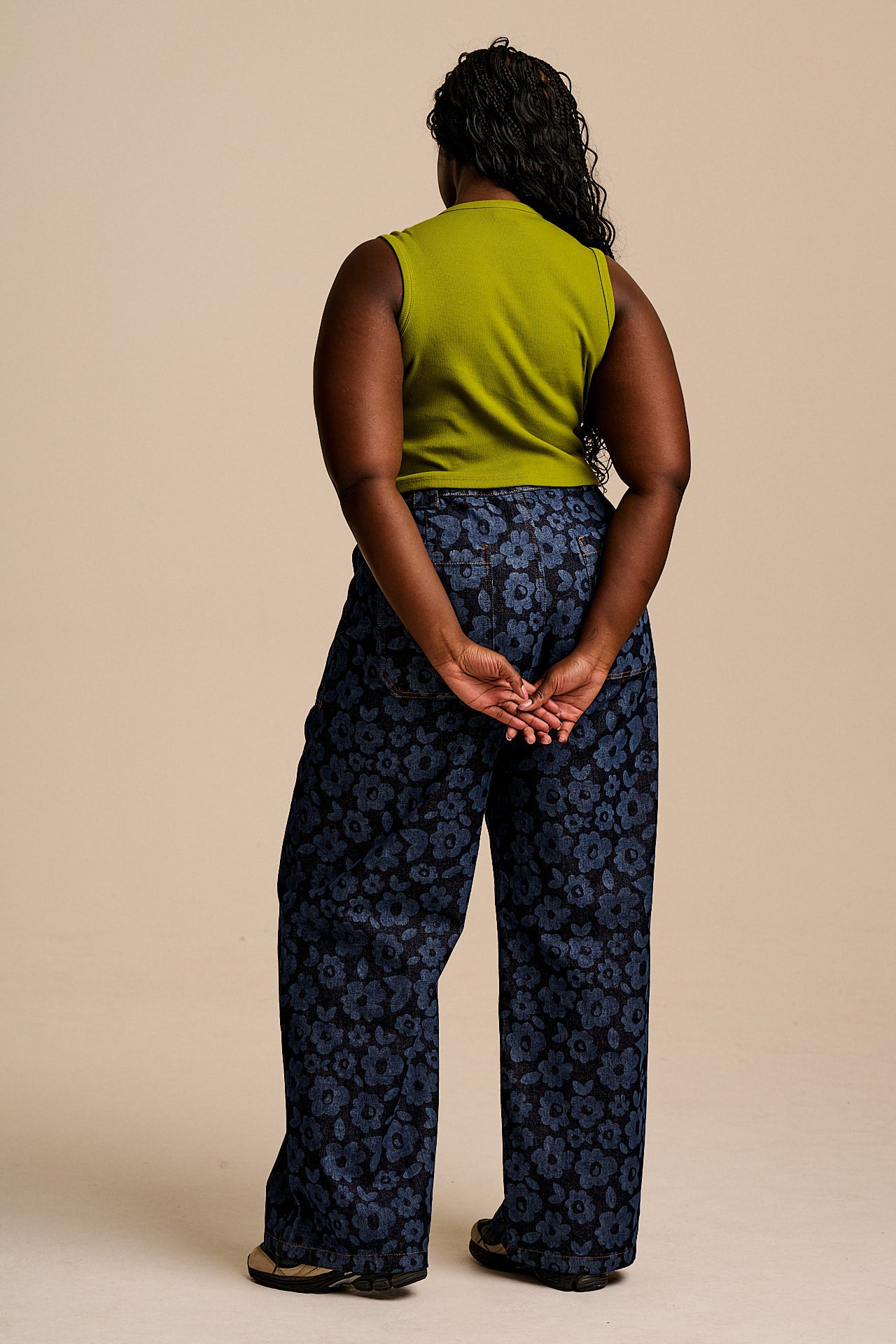 Delores - Wide Leg Denim Jeans in Indigo Vida Floral