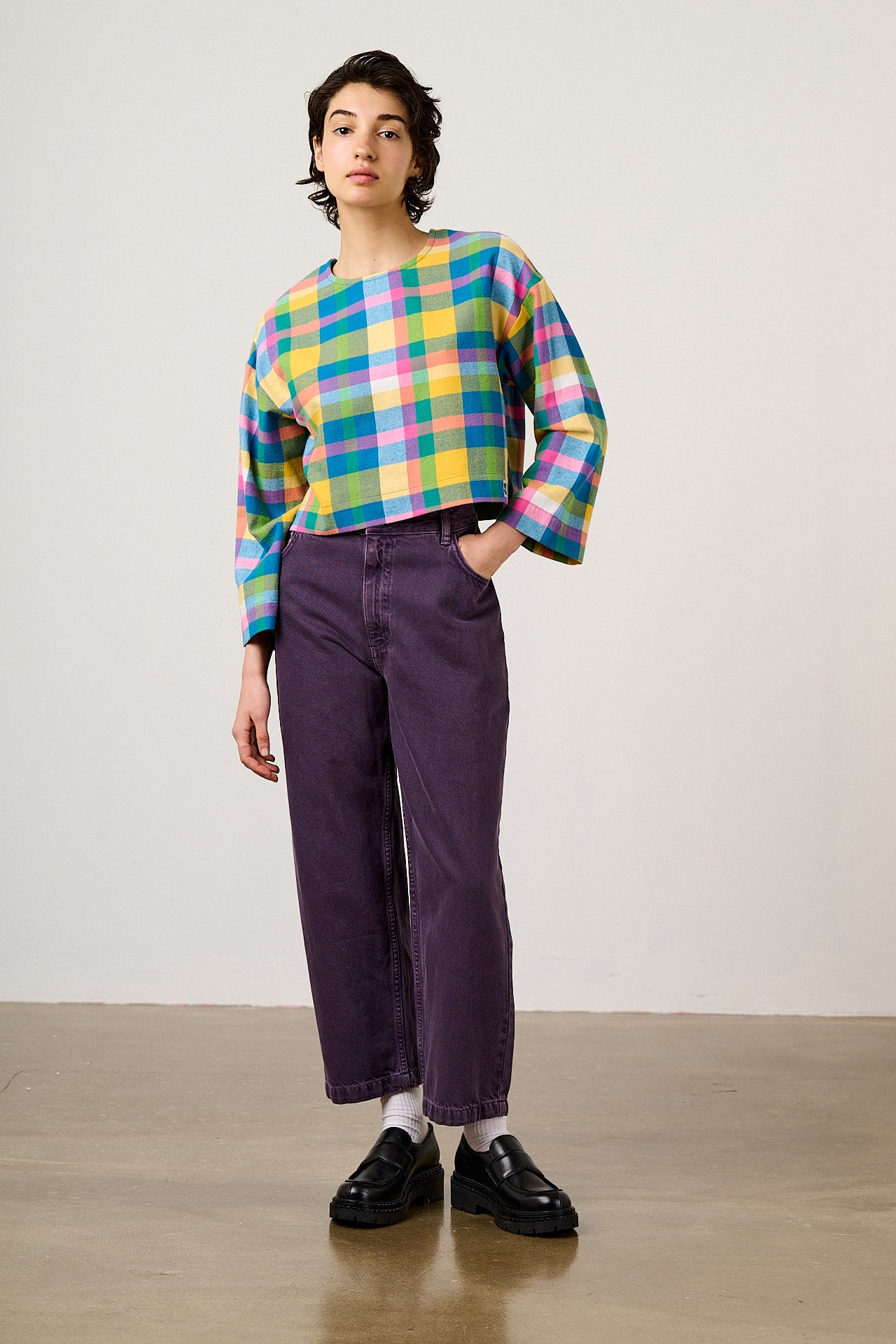Drew - Straight Leg Denim Jeans in Purple Wash
