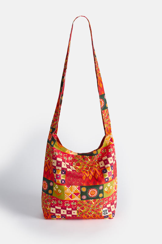 L.E. Erin - Cotton Shoulder Bag in Artist Print by Namrata Kumar