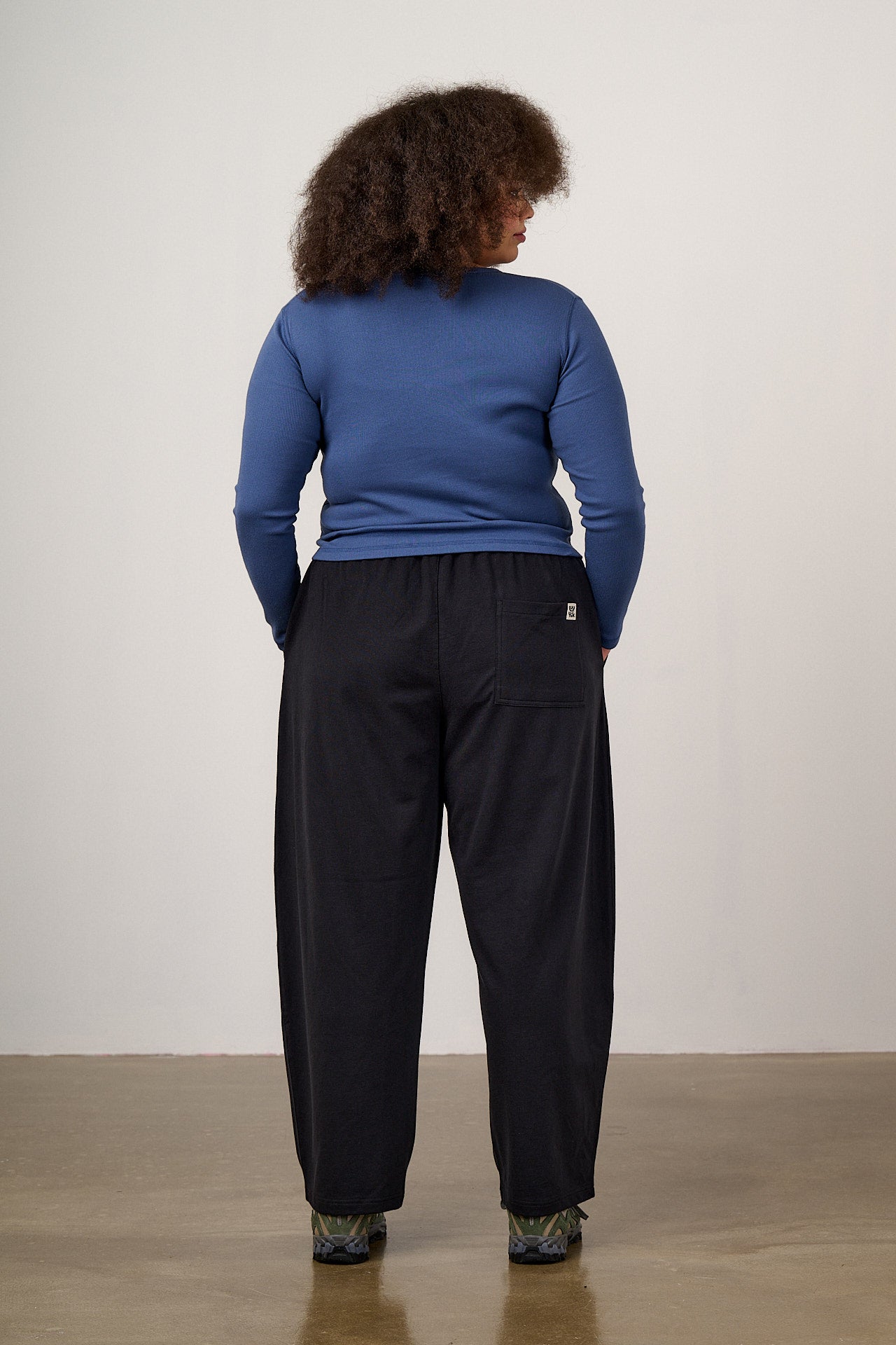 Freddie - Barrel Leg Cotton Jersey Trouser in Black