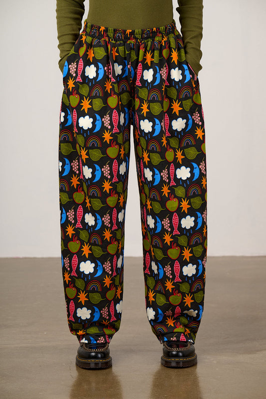 Freddie - Barrel Leg Cotton Jersey Trousers in Naive Shapes Print