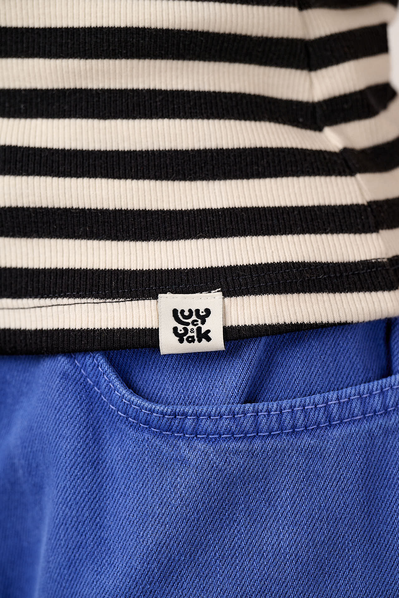 Gracie - Cotton T-Shirt in Black & White Stripe