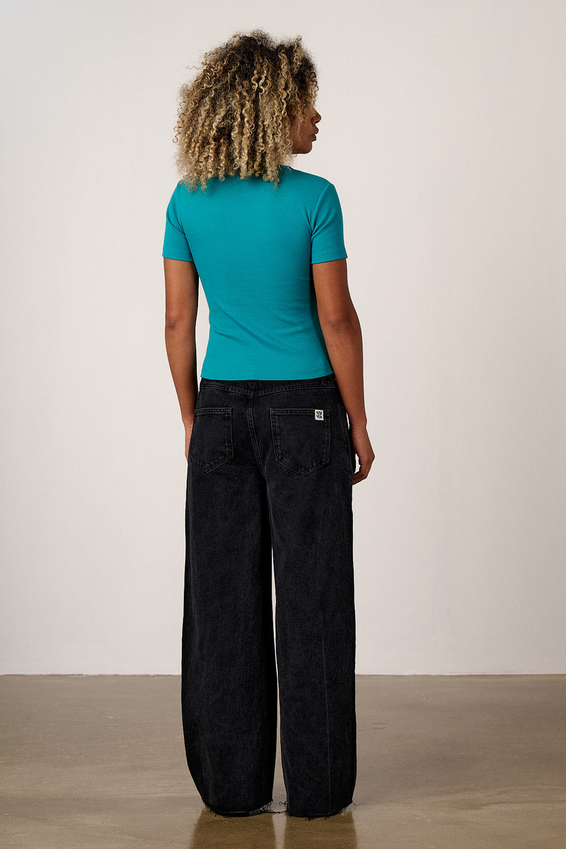 Carter - High Waisted Denim Jeans in Washed Black