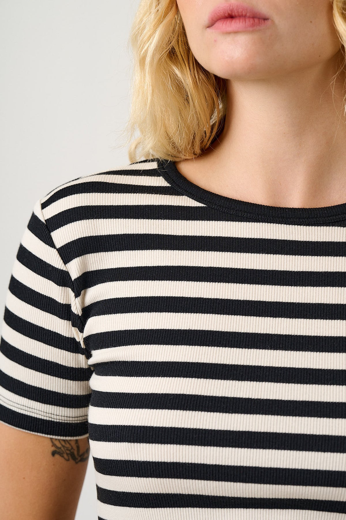 Gracie - Cotton T-Shirt in Monochrome Stripe