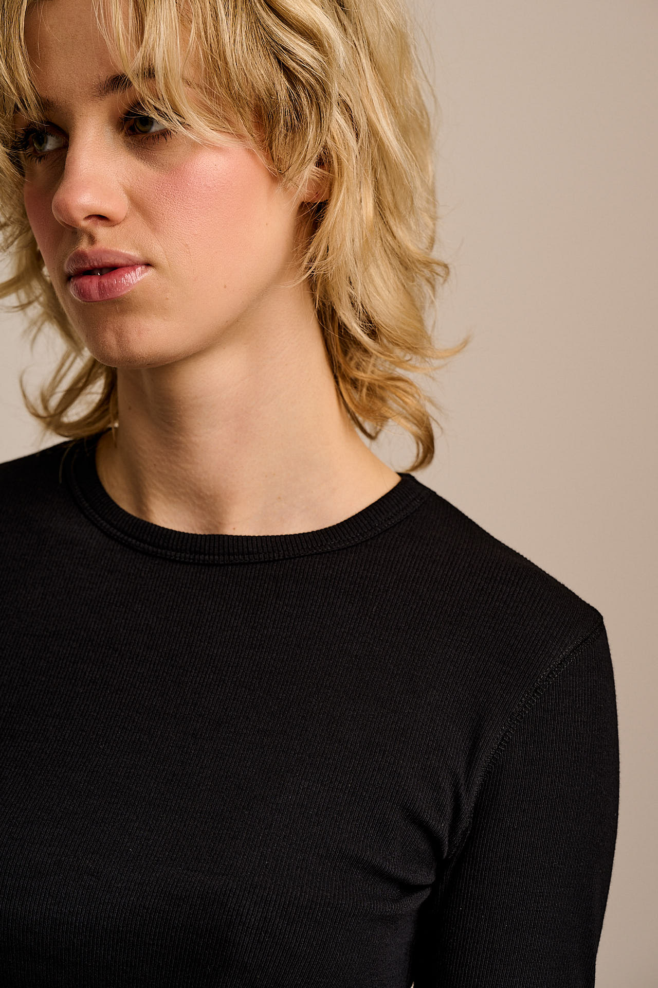 Grayson - Long Sleeve Cotton Top in Black