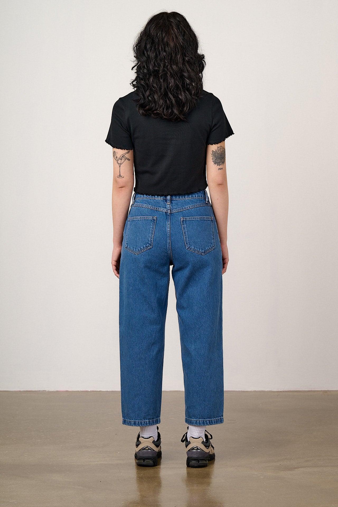 Greta - Cropped Cotton Top in Black