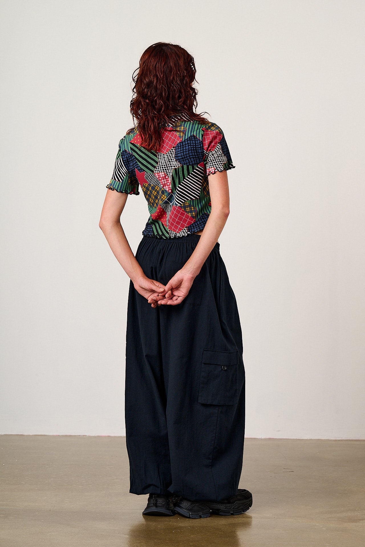 Greta - Cropped Cotton Top in Patchwork Star Print