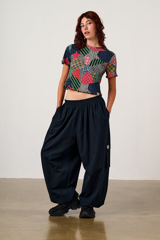 Greta - Cropped Cotton Top in Patchwork Star Print
