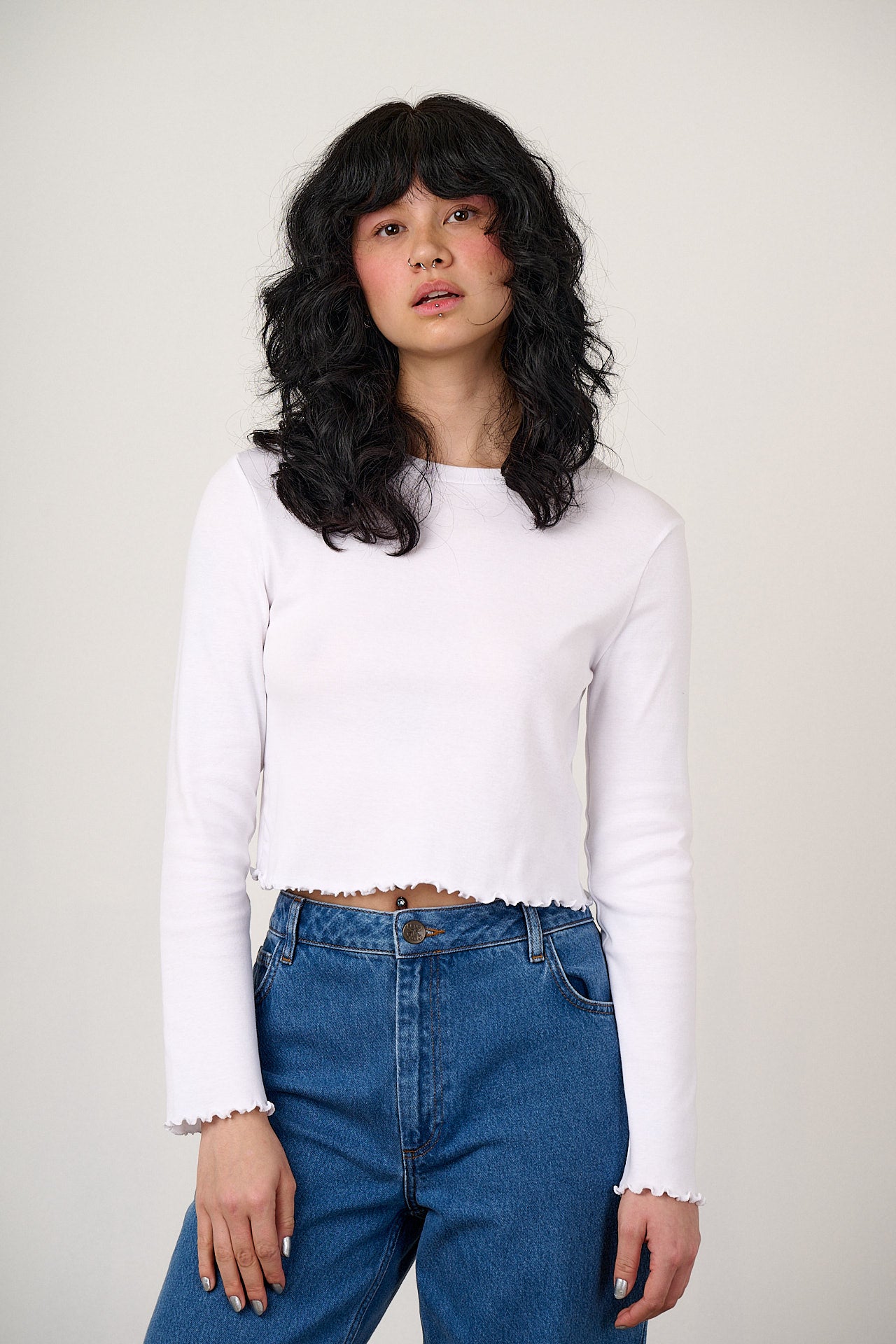 Hansel - Long Sleeve Cotton Crop Top in White – Lucy & Yak