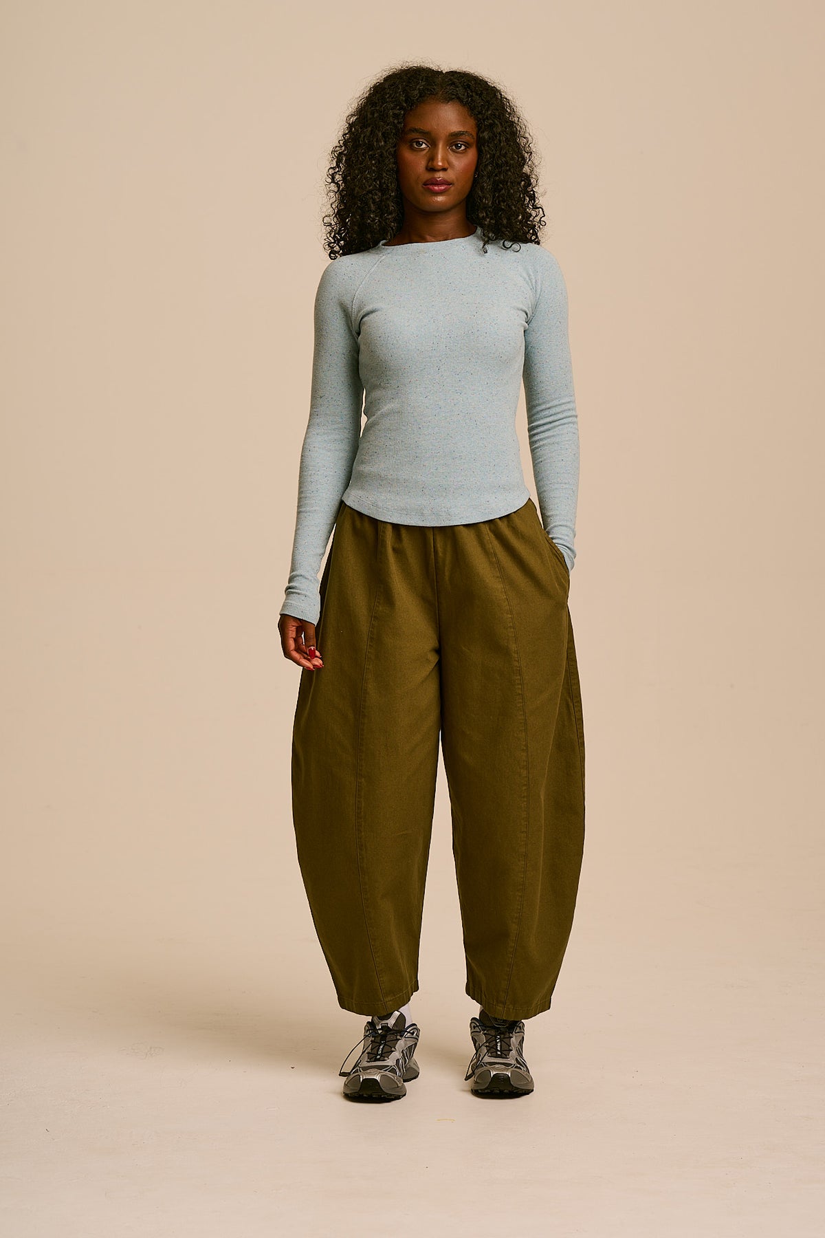 Harlow - Organic Cotton Long Sleeve Raglan Tee in Light Blue