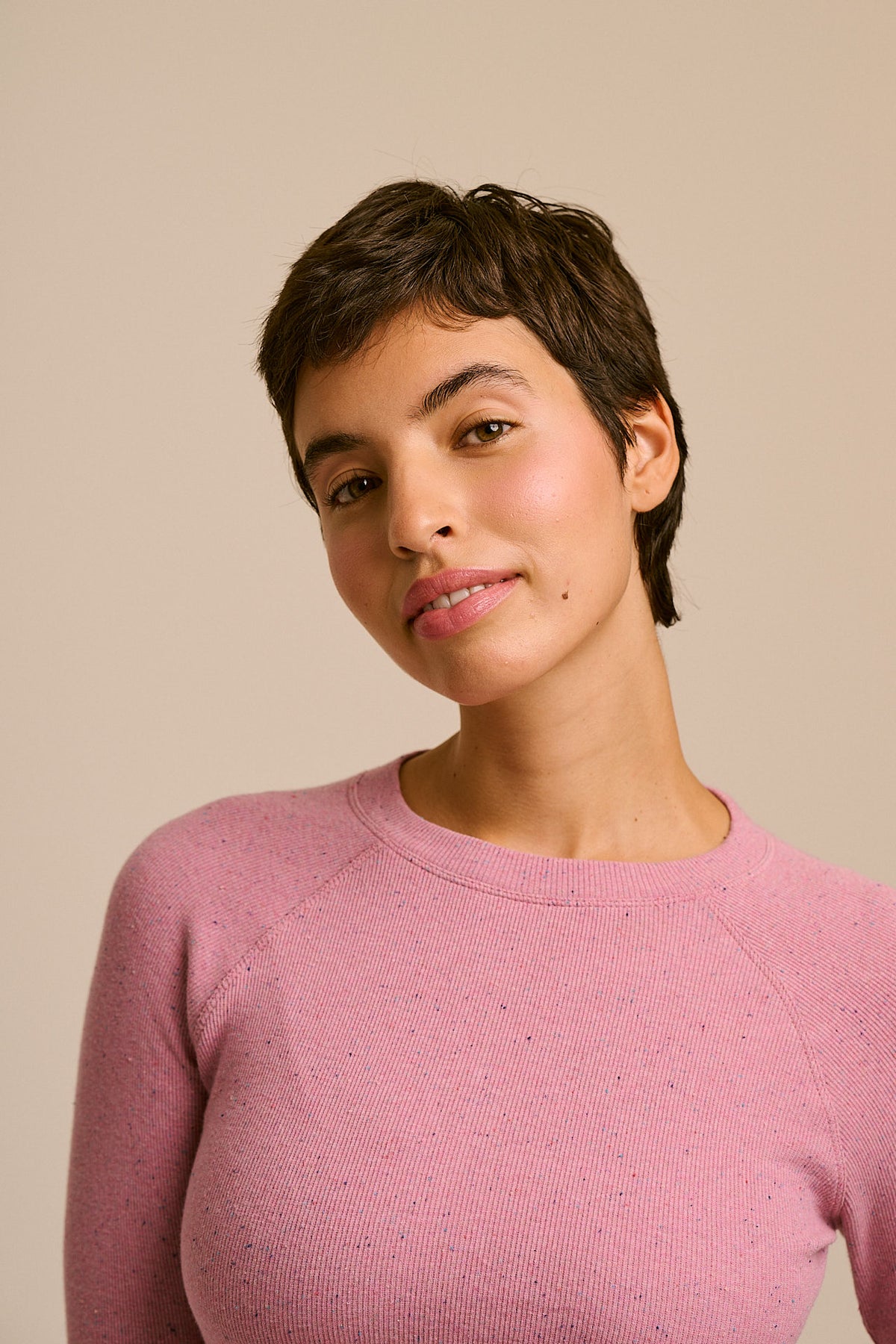 Harlow - Organic Cotton Long Sleeve Raglan Tee in Pale Pink