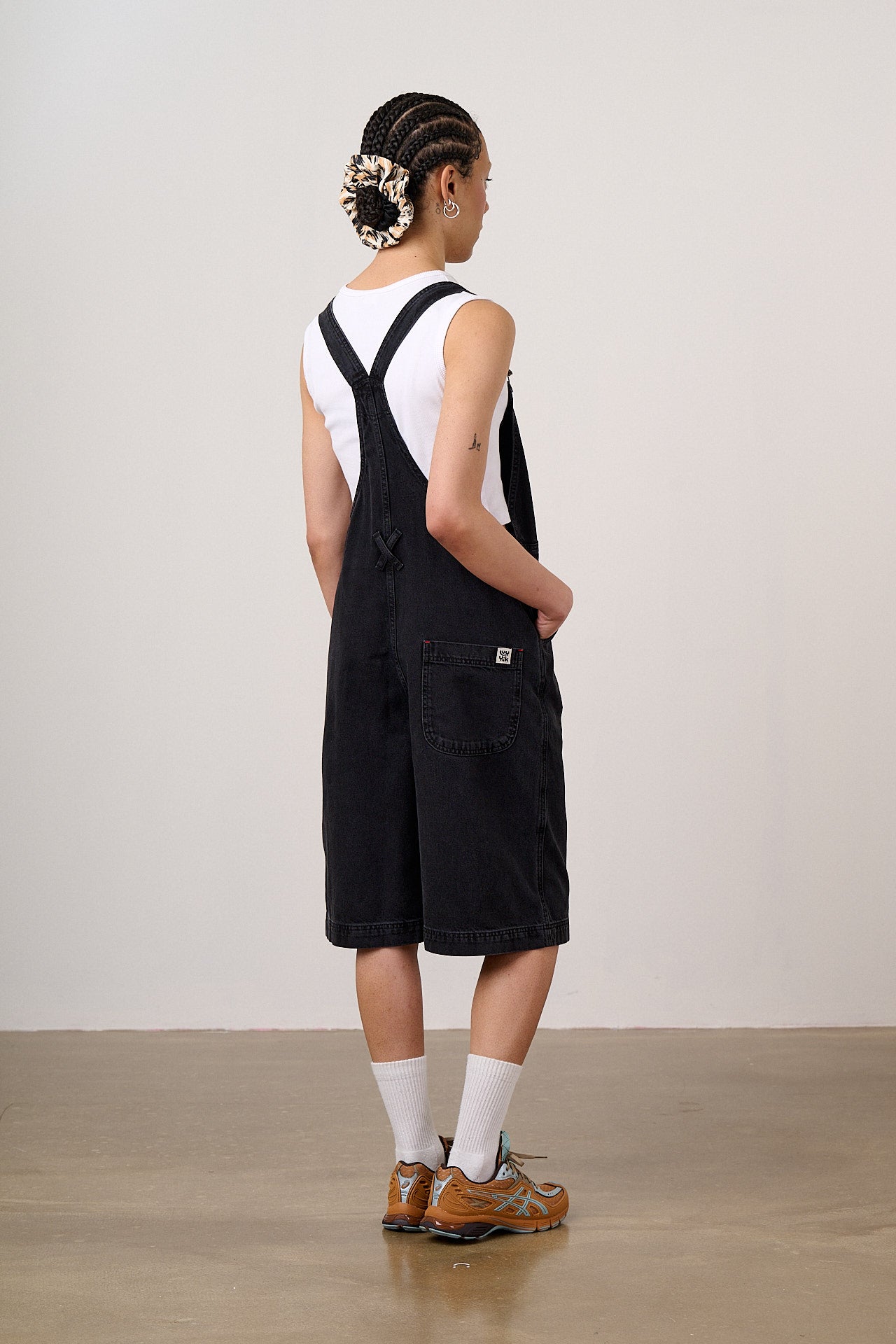 Jara - Denim Dungarees Shorts in Black Wash – Lucy & Yak