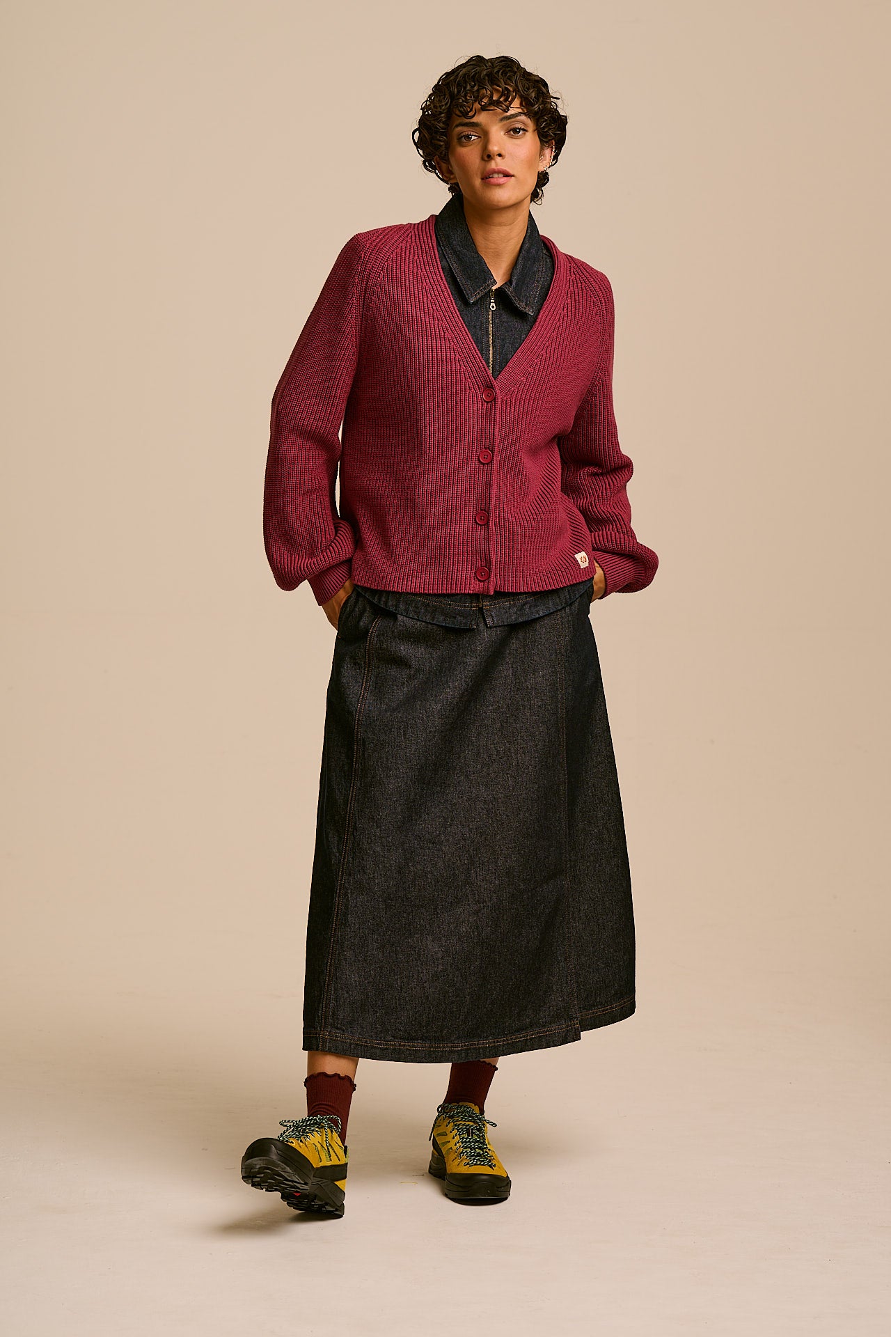 Juniper - Cotton Knit Cardigan in Burgundy
